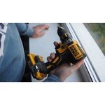 DeWALT DCD790P2