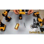 DeWALT DCD771S2