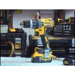 DeWALT DCD796D2