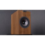 KEF Q150