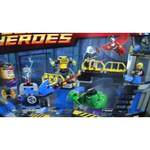 LEGO Super Heroes 76018 Халк: разгром лаборатории