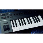 MIDI-клавиатура Native Instruments Komplete Kontrol A25