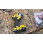 DeWALT DCF885C2