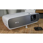 Проектор BenQ W2700