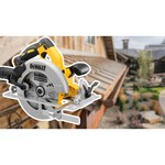 Дисковая пила DeWALT DCS570NT