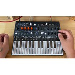 Синтезатор Arturia MicroFreak