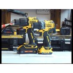 Ударная аккумуляторная дрель-шуруповерт DeWALT DCD709S2T Li-Ion 1.5 А·ч 18 В х2 кейс TSTAK 65 Н·м