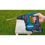 Перфоратор аккумуляторный Makita DHR171RTJA1