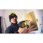 Винтоверт DeWALT DCF885C2