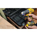 Аккумуляторная дрель-шуруповерт DeWALT DCD708P2T